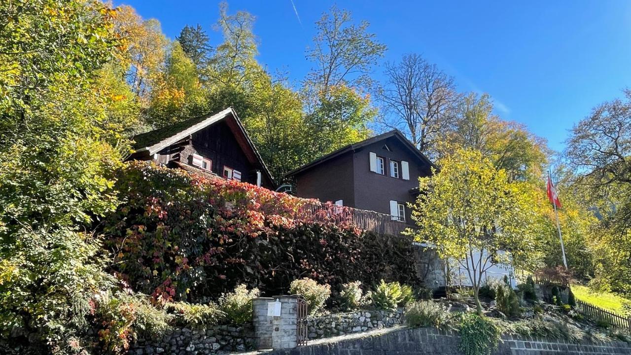 Romantic Private Superior Swiss Chalet With Hottub Лунгерн Экстерьер фото